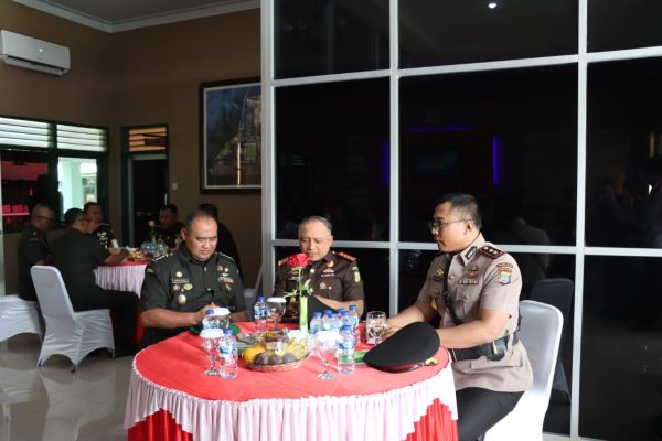 Wakapolresta Deli Serdang Hadiri Serah Terima Jabatan Komandan Brigif 7/Rimba Raya